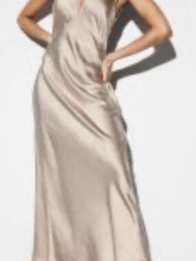 Old Navy Satin Maxi Slip Skirt in Light Champagne